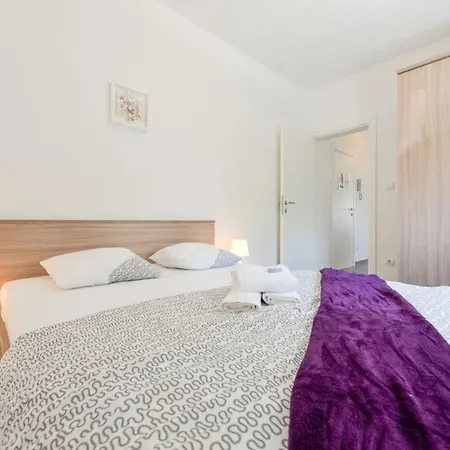 Apartamento Lovely In Dalmatia *