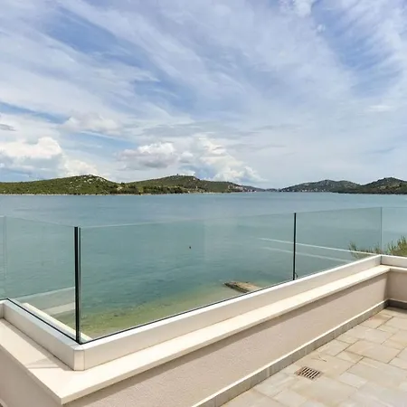 Apartamento Lovely In Dalmatia Murter